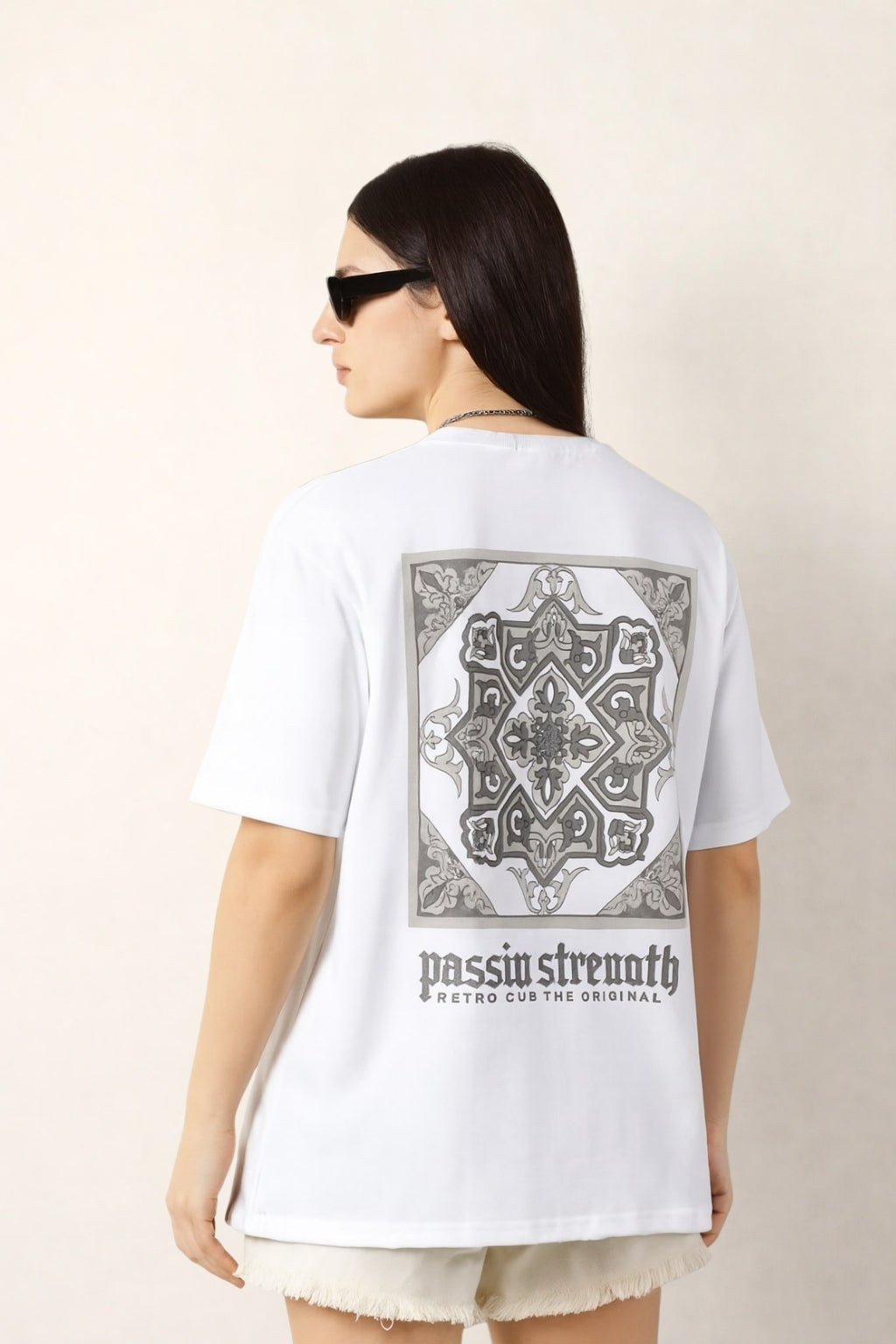 Mandala Graphic | Women