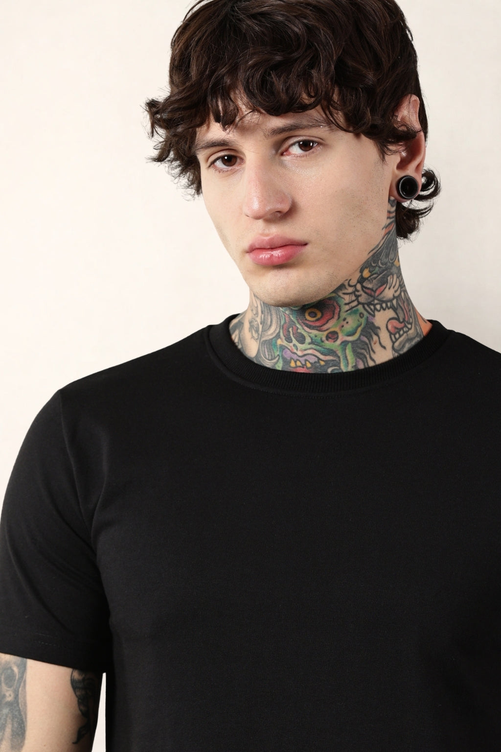 Black Round Neck