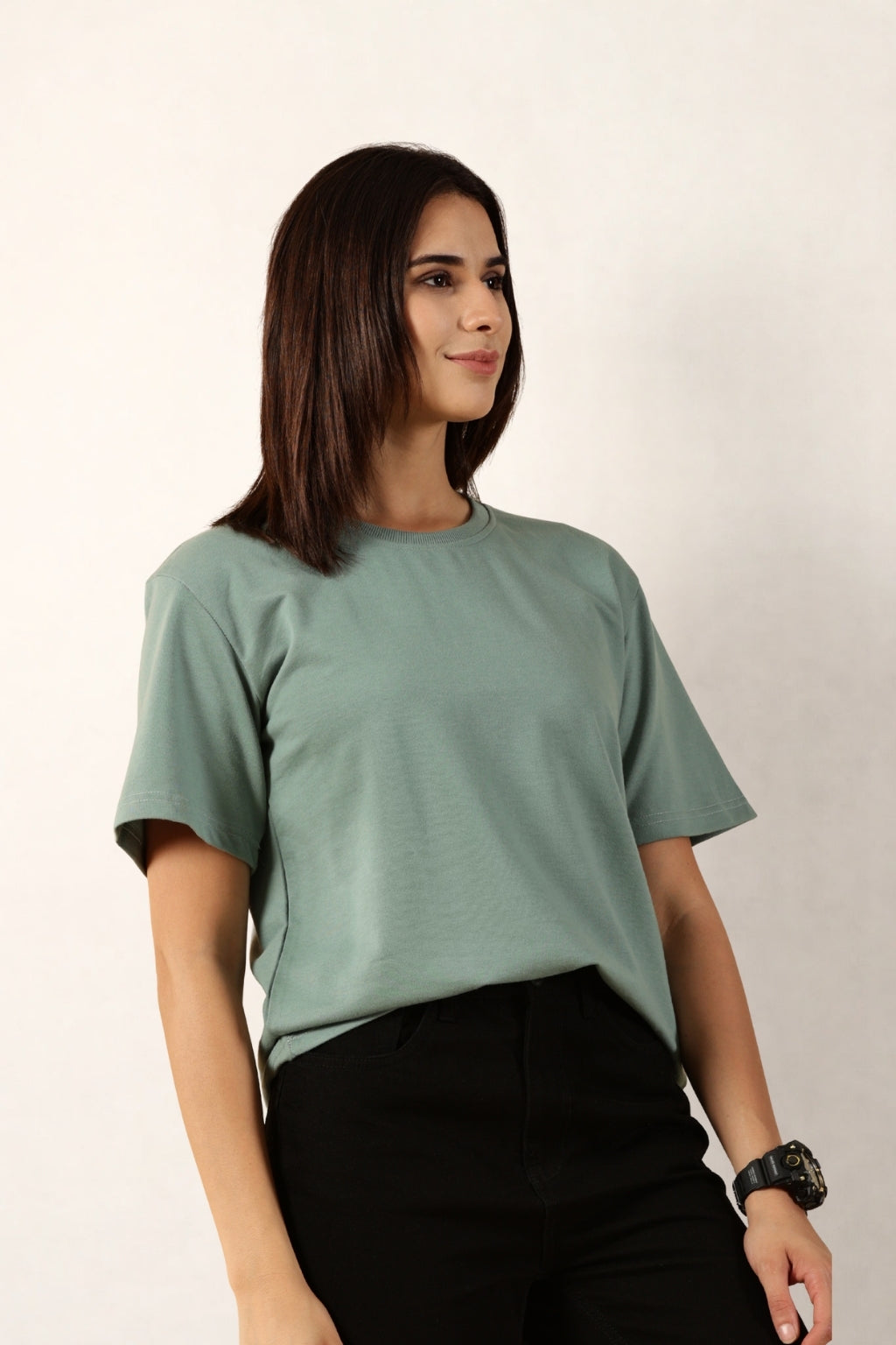 Women Pista T-Shirt | Round Neck